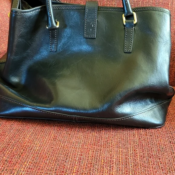 Dooney and Bourke Black Perry Satchel - Picture 5 of 14